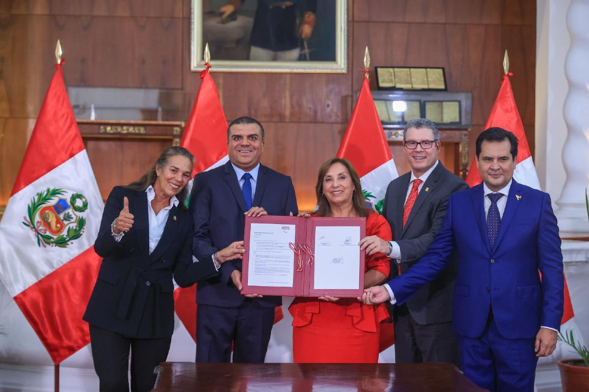 Ceremonia oficial de reconocimiento en Palacio de Gobierno